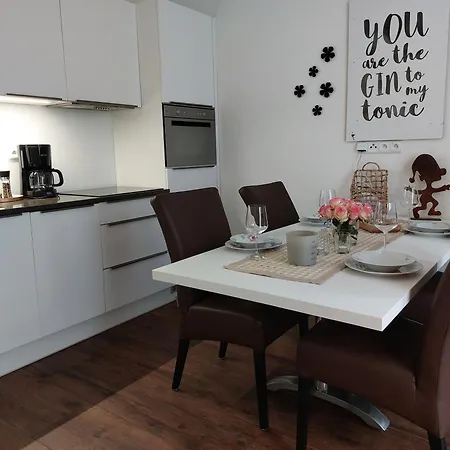 דירה Waterside Heaven פרימבורק