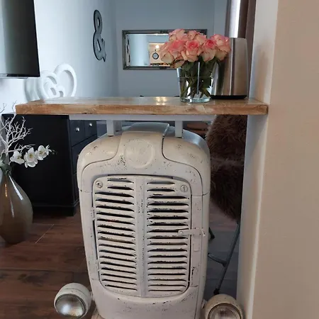 Waterside Heaven דירה